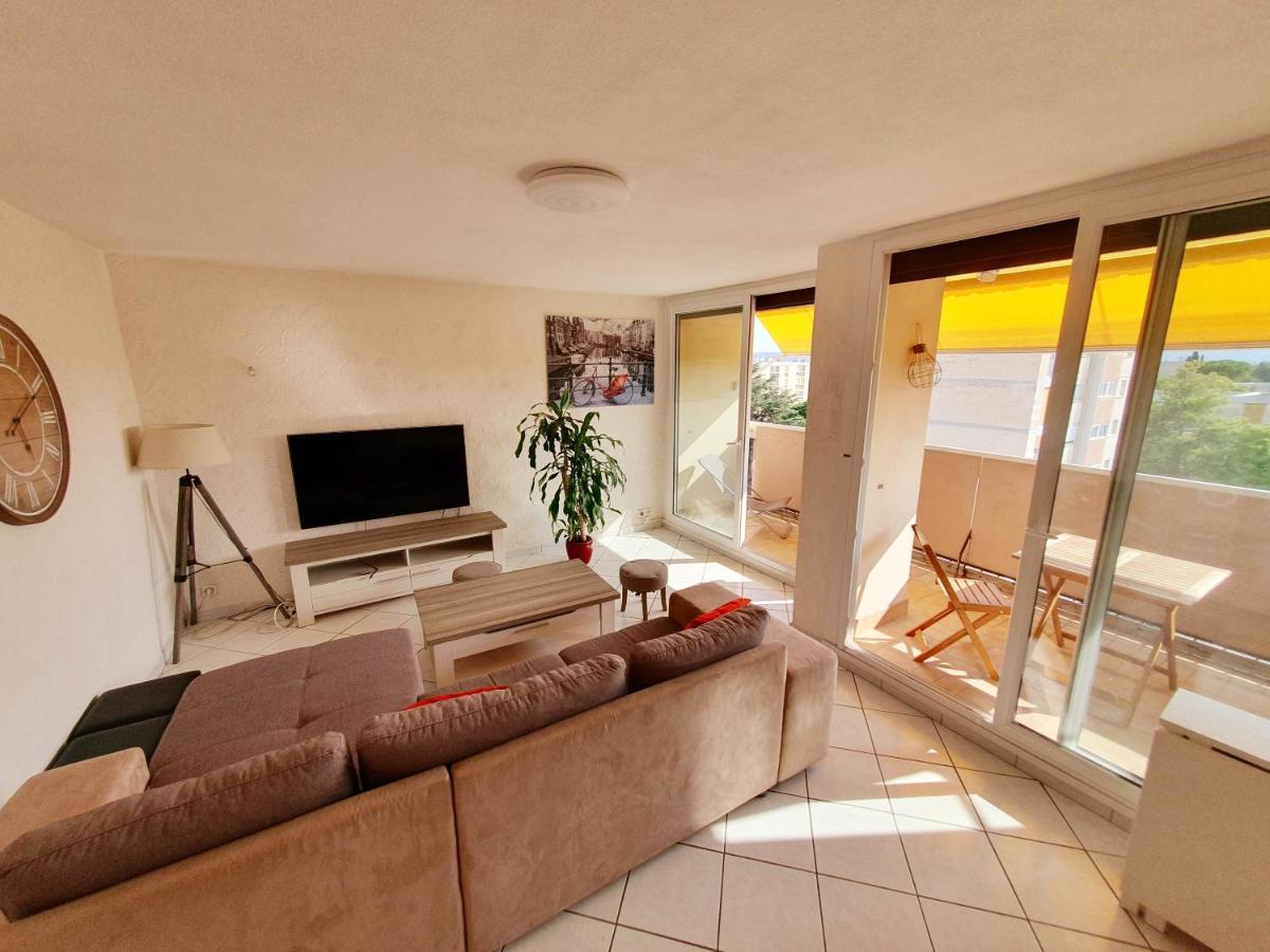 Appartement Avec 3 Chambres 80M2 Plein Sud Marignane Ngoại thất bức ảnh